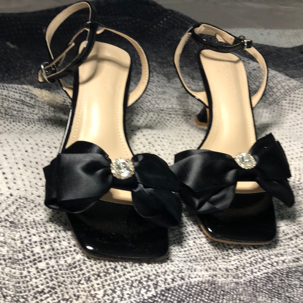 Women’s fashion sandals